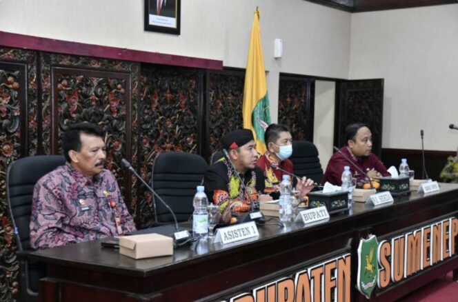 
					Bupati Sumenep Dorong ASN Terus Berinovasi, Bupati Award 2025 Jadi Momentum Perubahan