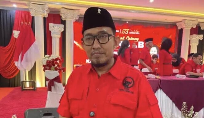
					Hasto Sebut Achmad Fauzi Layak Masuk Bursa Pilgub Jatim 2029