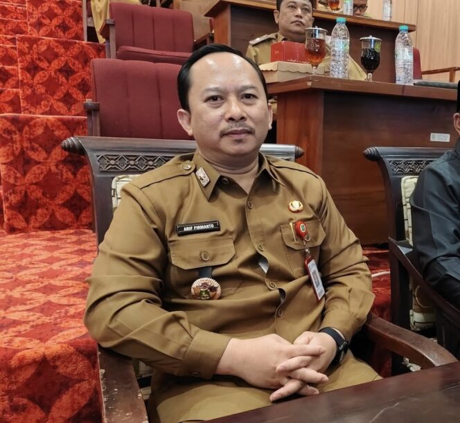 
					Bappeda Sumenep Susun Roadmap Percepatan Ekonomi, Fokus Sektor Penggerak